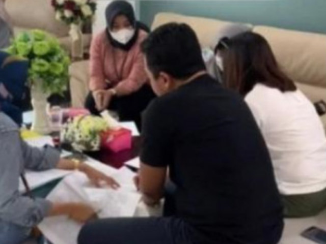 Bạn trẻ - Cuộc sống - Gửi gần 700 triệu rồi quên tận 5 năm, nhân viên ngân hàng có hành động bất ngờ