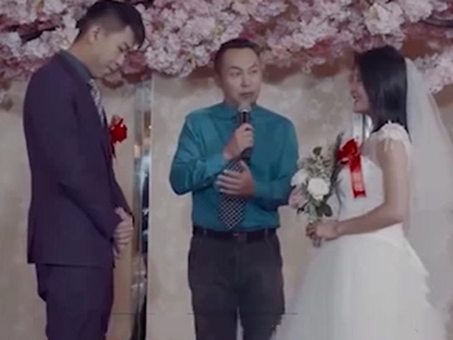 Cười 24H - Đám cưới còn tổ chức chưa xong đã phải vội vàng... ly hôn