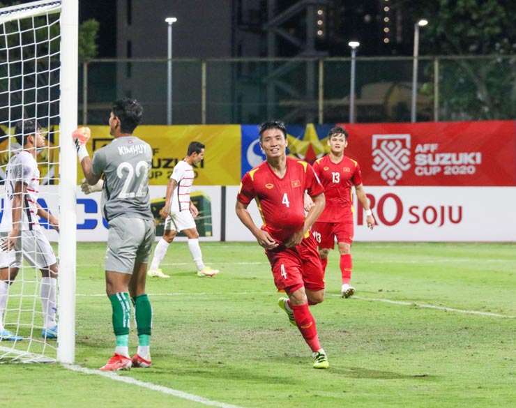 ĐT Việt Nam đại thắng ĐT Campuchia để tiếp tục con đường bảo vệ ngôi vương bóng đá Đông Nam Á đang nắm giữ
