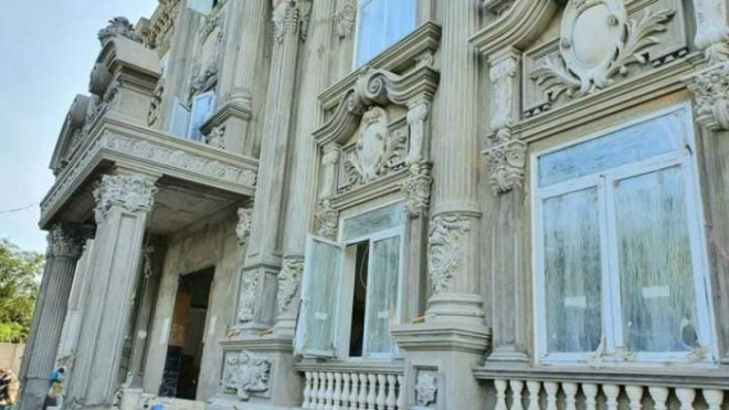 Choáng ngợp lâu đài "Cô dâu 8 tuổi" 150 tỷ ở vùng quê sông nước miền Tây - 6