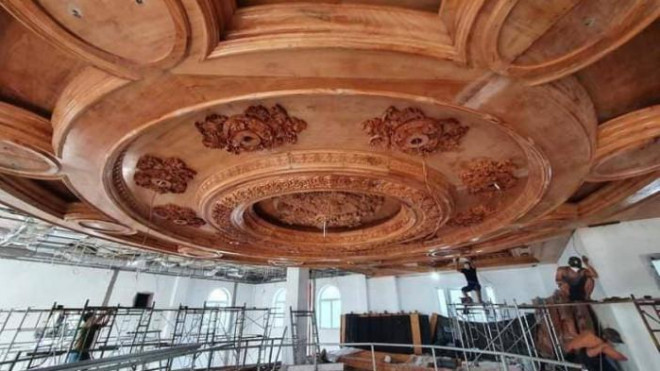 Một số hình ảnh về "tòa lâu đài".
Ảnh: Băng Tuyền