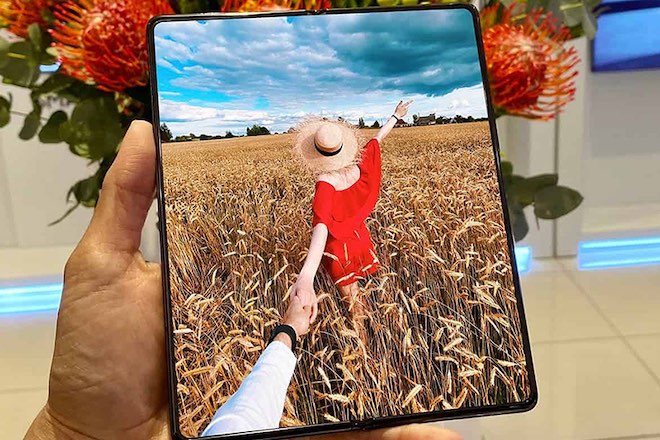 Bảng giá điện thoại Samsung tháng 12/2021: Galaxy Fold2 giảm "sốc" 15 triệu - 4