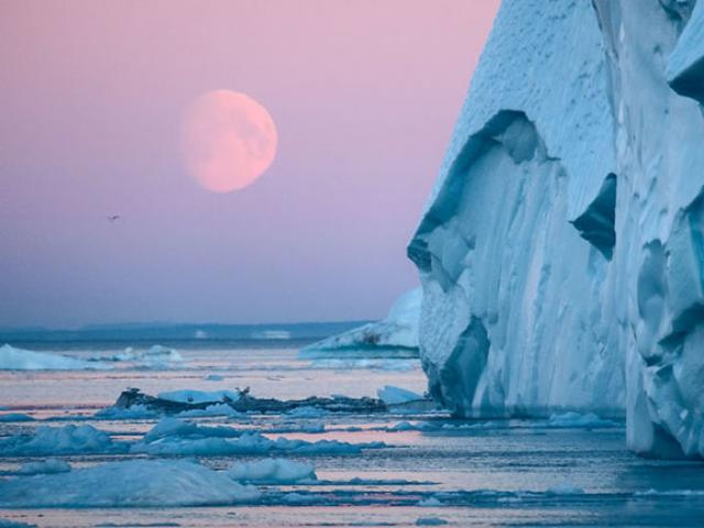 Du lịch - Những hình ảnh đáng kinh ngạc ở vùng đất có tới 80% diện tích là băng