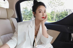 Kinh doanh - Cô gái livestream bán hàng online vừa bị phạt 4.800 tỷ vì trốn thuế: Xinh đẹp, giàu có cỡ nào?