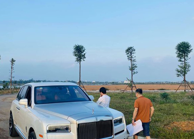 Ngắm Rolls-Royce Cullinan và Range Rover biển ngũ quý của đại gia Hà Thành - 5