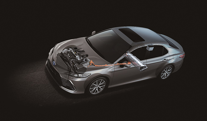 “Vua sedan” Toyota Camry: bùng nổ về công nghệ và vận hành - 3