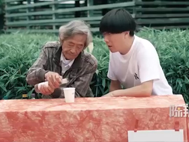 Cười 24H - Mở hàng bán nước "công thức bí truyền" và cái kết bất ngờ