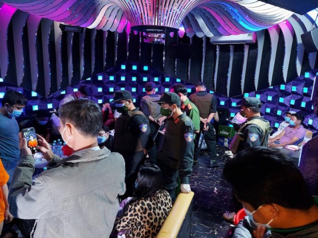 Pháp luật - Đồng Tháp: 23 người dương tính ma túy, 1 người mắc COVID-19 trong quán karaoke