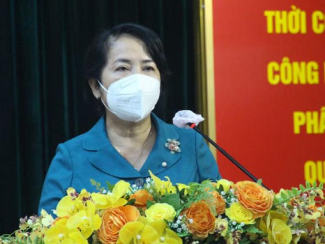 Tin tức trong ngày - Bí thư Quận ủy quận 1 bật khóc: "Có những lúc chúng tôi bất lực!"