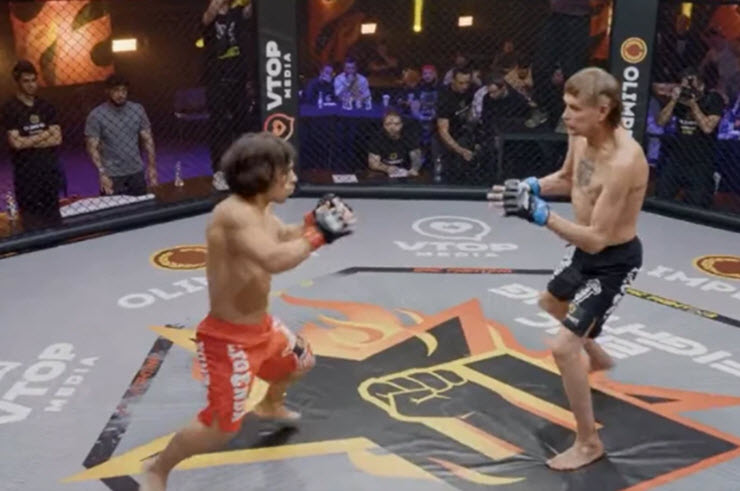 Trận đấu MMA độc lạ ở Nga