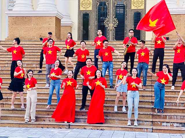 Giải trí - Vẻ đẹp lung linh của Việt Nam được tái hiện qua MV của nhạc sĩ Tạ Duy Tuấn