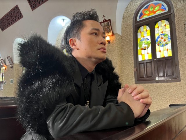 Ca nhạc - MTV - Tùng Dương kể câu chuyện xúc động bằng âm nhạc nhân dịp Giáng Sinh