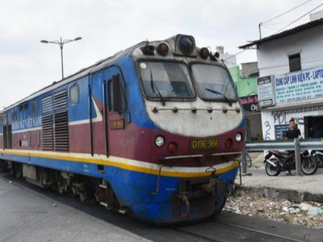 Tin tức trong ngày - Phó Thủ tướng không đồng ý cho nhập 37 toa xe 40 tuổi từ Nhật Bản