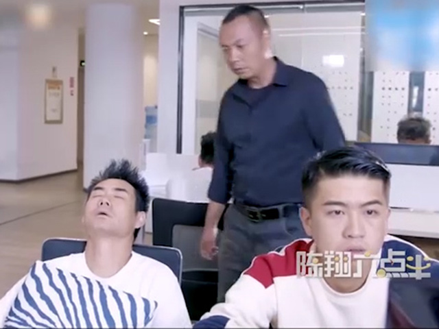 Tranh vui - Anh nhân viên "số nhọ" luôn bị số phận trêu đùa