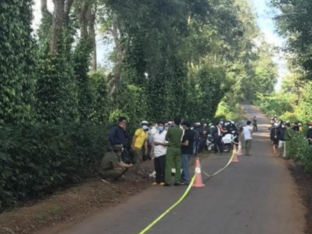 Tin tức trong ngày - Khởi tố vụ xe đưa đón học sinh quên đóng cửa khiến 1 em tử vong