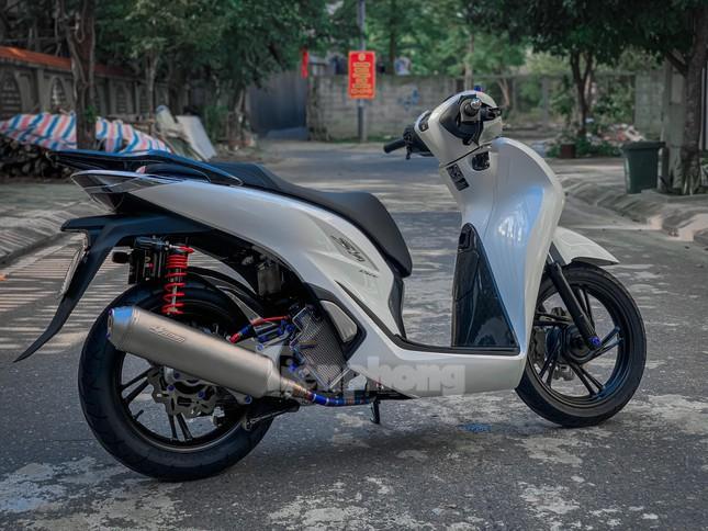Những chiếc xe độ ấn tượng của biker Việt năm 2021 - 3