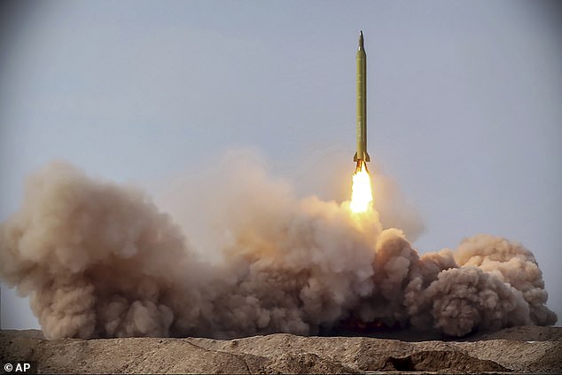 Ả Rập Saudi được cho là đang chế tạo tên lửa đạn đạo&nbsp;&nbsp;nhờ công nghệ&nbsp;Trung Quốc.