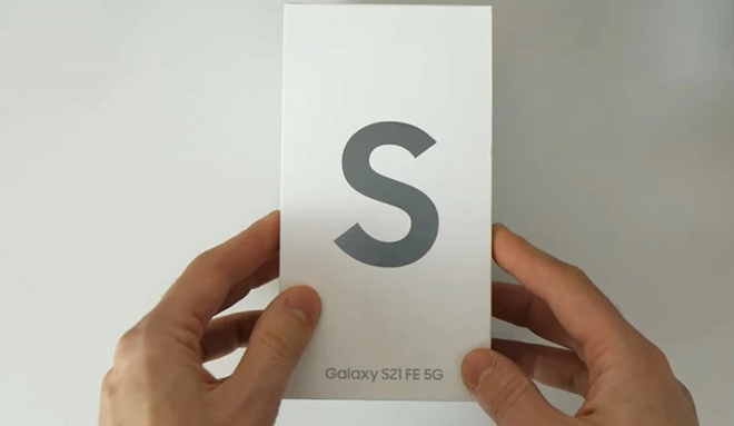 Chưa ra mắt, Galaxy S21 FE đã lộ video đập hộp - 3