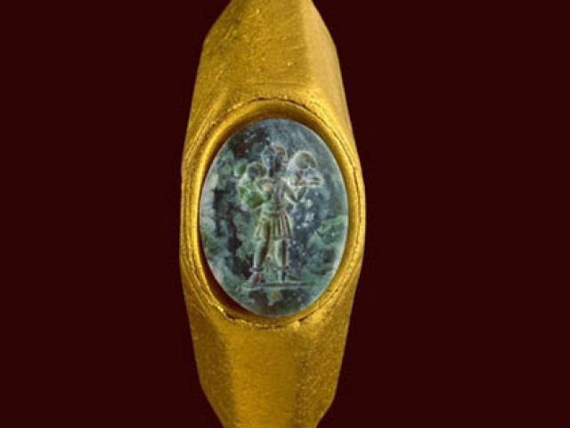 Du lịch - "Tàu ma" 1.700 năm hiện hình gần bờ biển, mang đầy kho báu