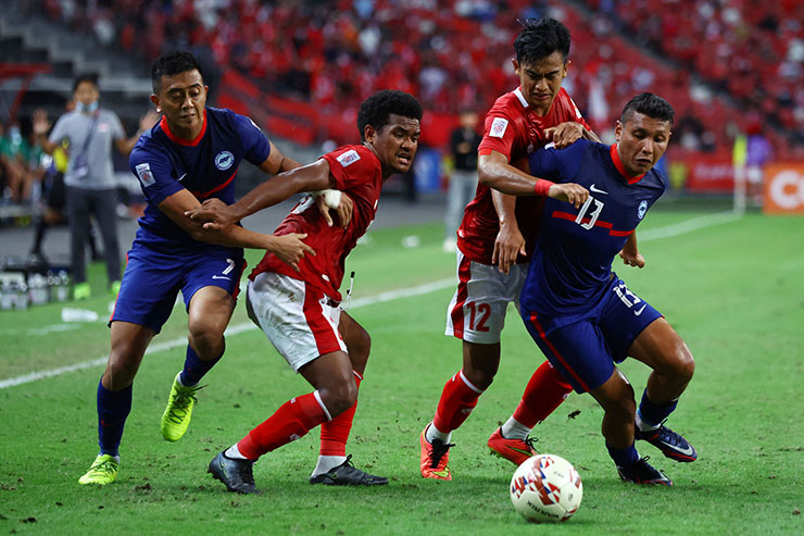 Kịch bản không tưởng đã diễn ra trong trận bán kết lượt về AFF Cup 2021 giữa ĐT Indonesia và ĐT Singapore tối 25/12