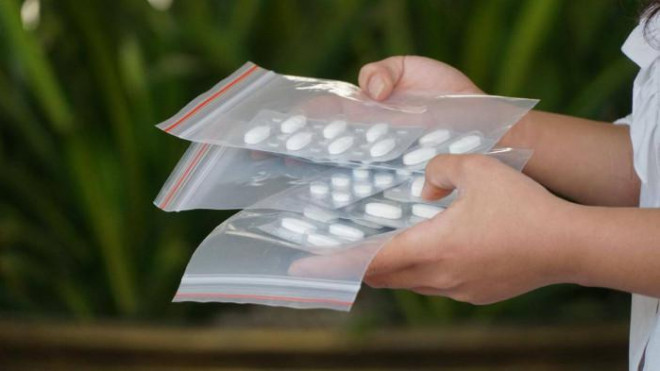 Chính quyền khuyến cáo người dân không được tự ý điều trị khi nhiễm Covid-19.