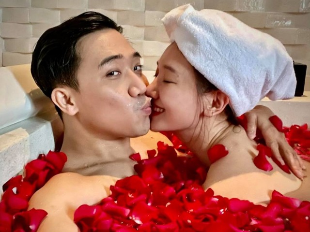 Đời sống Showbiz - Trấn Thành công khai "bạn gái" đã yêu 5 năm