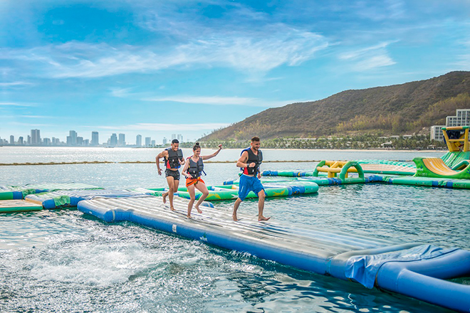 Khánh Hòa đón đoàn khách hộ chiếu vaccine đầu tiên từ Nga - 7