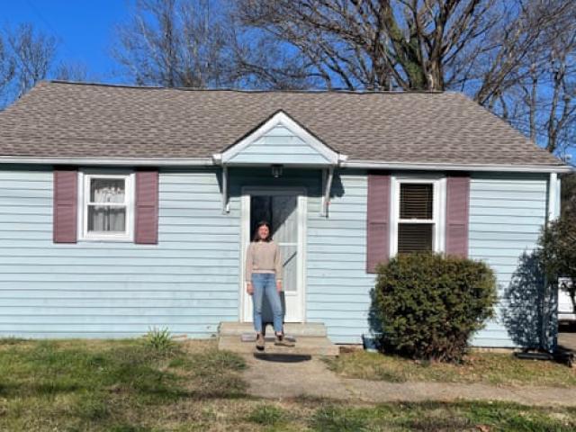 Kinh doanh - Chuyện thật như đùa: Cô gái sở hữu ngôi nhà 1,8 tỷ nhờ chiếc cặp tóc "rẻ như bèo"