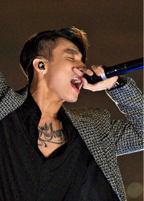 Khỏi nói cũng biết Sky đang đếm ngược từng ngày, ngóng trông sự quay trở lại của nghệ sĩ Sơn Tùng M-TP như thế nào! Rất nhiều cuộc thảo luận sôi nổi đang diễn ra, cộng đồng mạng tò mò tột độ về sân khấu đẳng cấp mà thần tượng sẽ xuất hiện trong Tiger Remix năm nay.