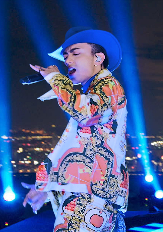 Ở nhà vẫn có thể quẩy nhiệt cùng chàng “cao bồi” Soobin và những bản nhạc chất phát ngất. Còn điều gì đáng mong chờ hơn nữa?