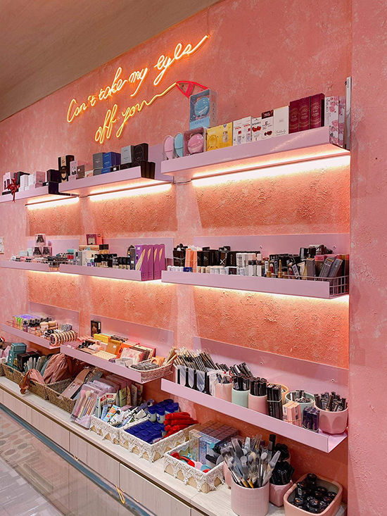 Pink Plus Cosmetic: Shop mỹ phẩm được chị em Hà thành yêu thích - 1