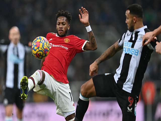 Bóng đá - Trực tiếp bóng đá Newcastle - MU: "Quỷ đỏ" nỗ lực bất thành (Hết giờ)