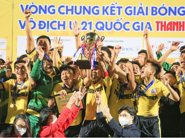 Bóng đá - Thầy cũ Công Phượng dẫn dắt Học viện Nutifood JMG vô địch U21 quốc gia