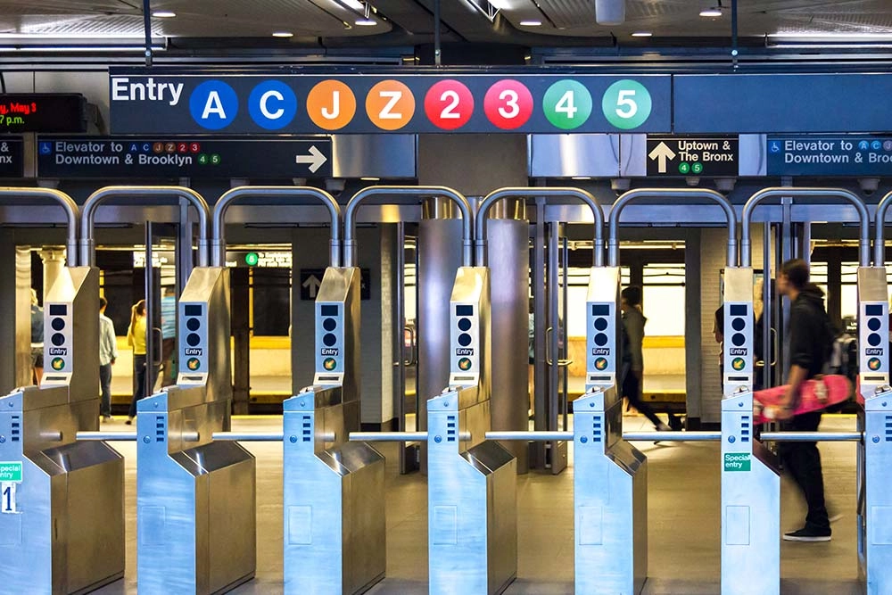 Tàu điện ngầm của Thành phố New York có 468 ga và khu phức hợp.&nbsp;