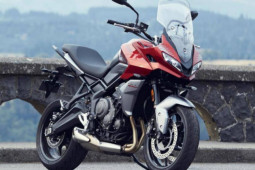 Thế giới xe - Top 10 mô tô đáng sở hữu nhất năm 2022: Gọi tên Triumph Tiger Sport 660