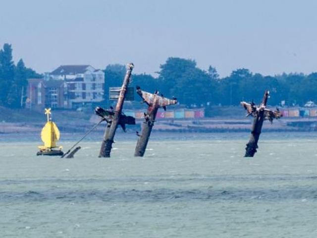 Thế giới - "Bom hẹn giờ" 1.400 tấn từ Thế chiến II có thể tạo "sóng thần" 5m, cuốn đi 11.000 người