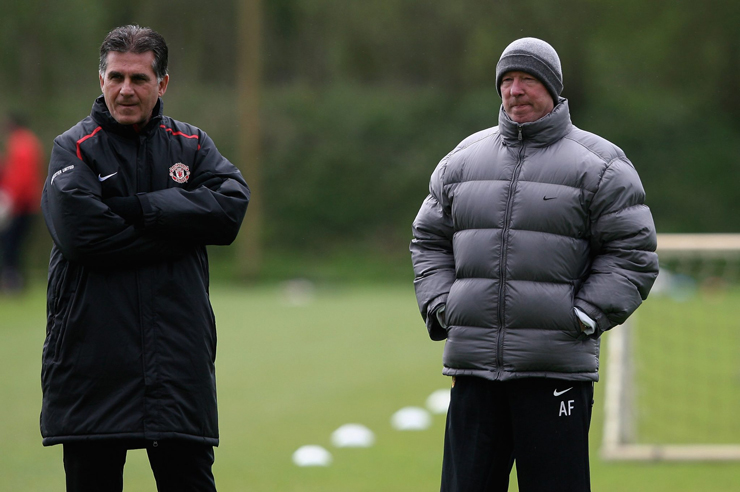 Trợ lý Carlos Queiroz của Sir Alex tiết lộ tình huống "chiếc giày bay" thực sự diễn ra như thế nào