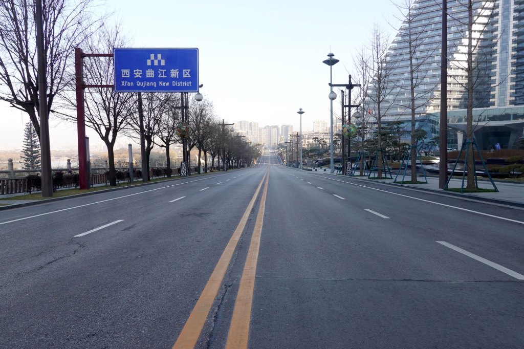 Ảnh chụp một con đường ở thành phố Tây An, Trung Quốc, ngày 29.12.2021.