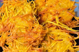 Ẩm thực - Cư dân mạng chia sẻ cách làm bánh khoai lang sợi giòn tan, bùi béo, thơm ngon hơn các gánh hàng rong