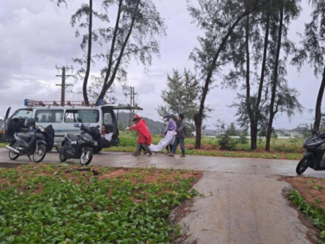 Tin tức trong ngày - Khám nghiệm và giám định ADN 7 tử thi trôi vào bờ biển Phú Quốc