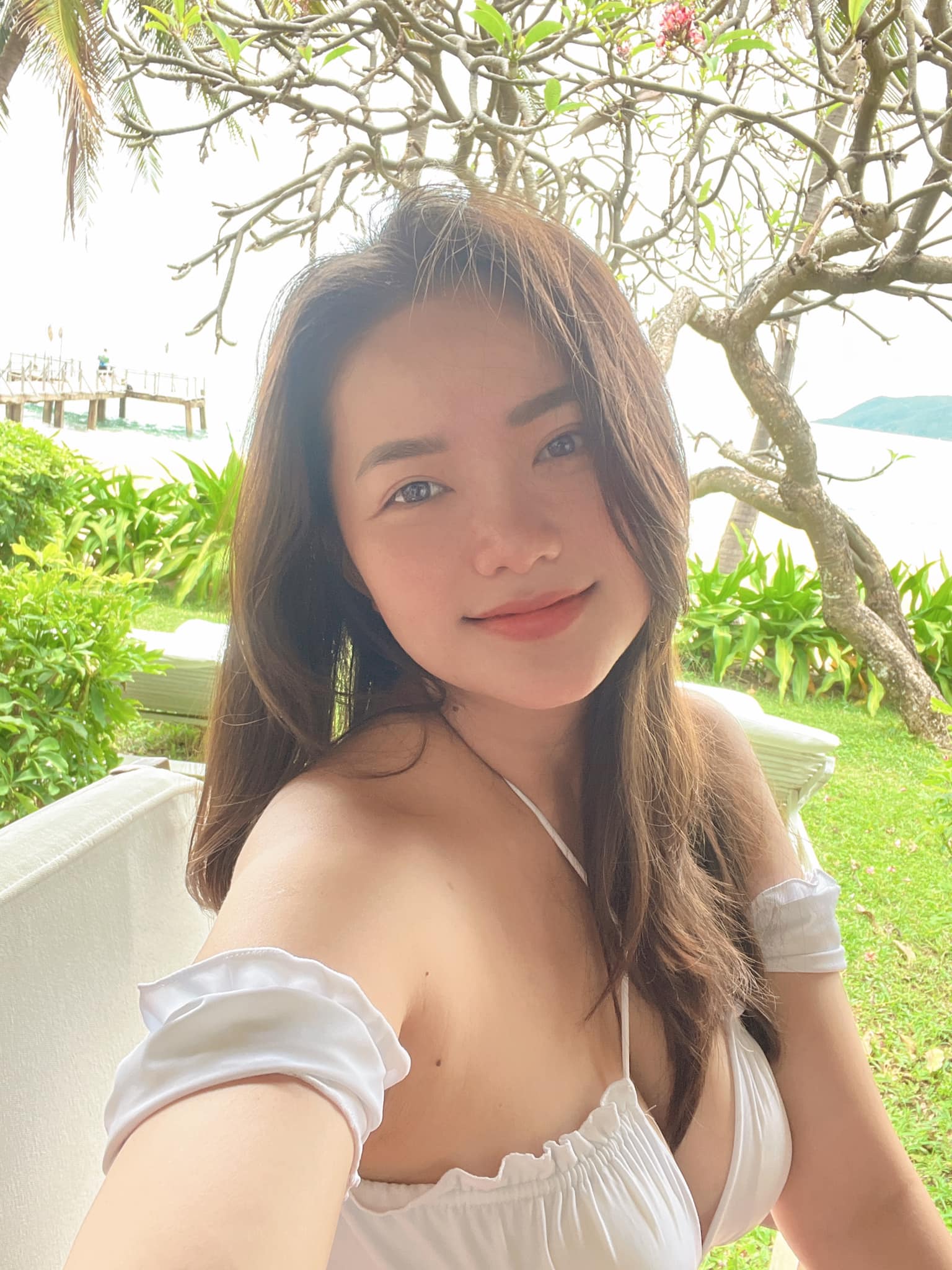 &#34;Chân dài miền Tây làm vợ 4 của đại gia trăm tỷ&#34; bất ngờ xuất hiện yêu kiều như thời hoàng kim - 4