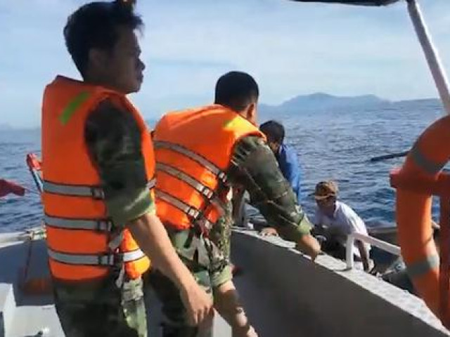 Tin tức trong ngày - Tàu chìm lúc cả nhà đang ngủ, 2 mẹ con tử nạn