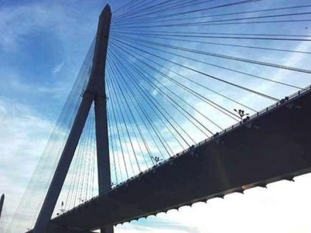 Pháp luật - Phát hiện thi thể 1 người đàn ông dưới chân cầu Cần Thơ