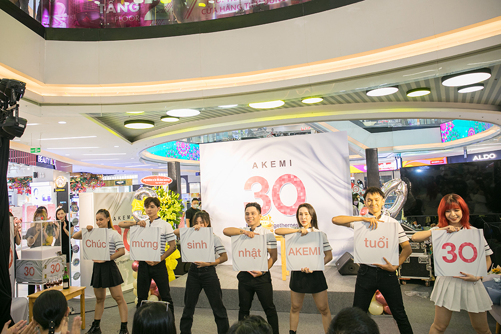 Sự kiện chính tổ chức tại sảnh event, tầng 1