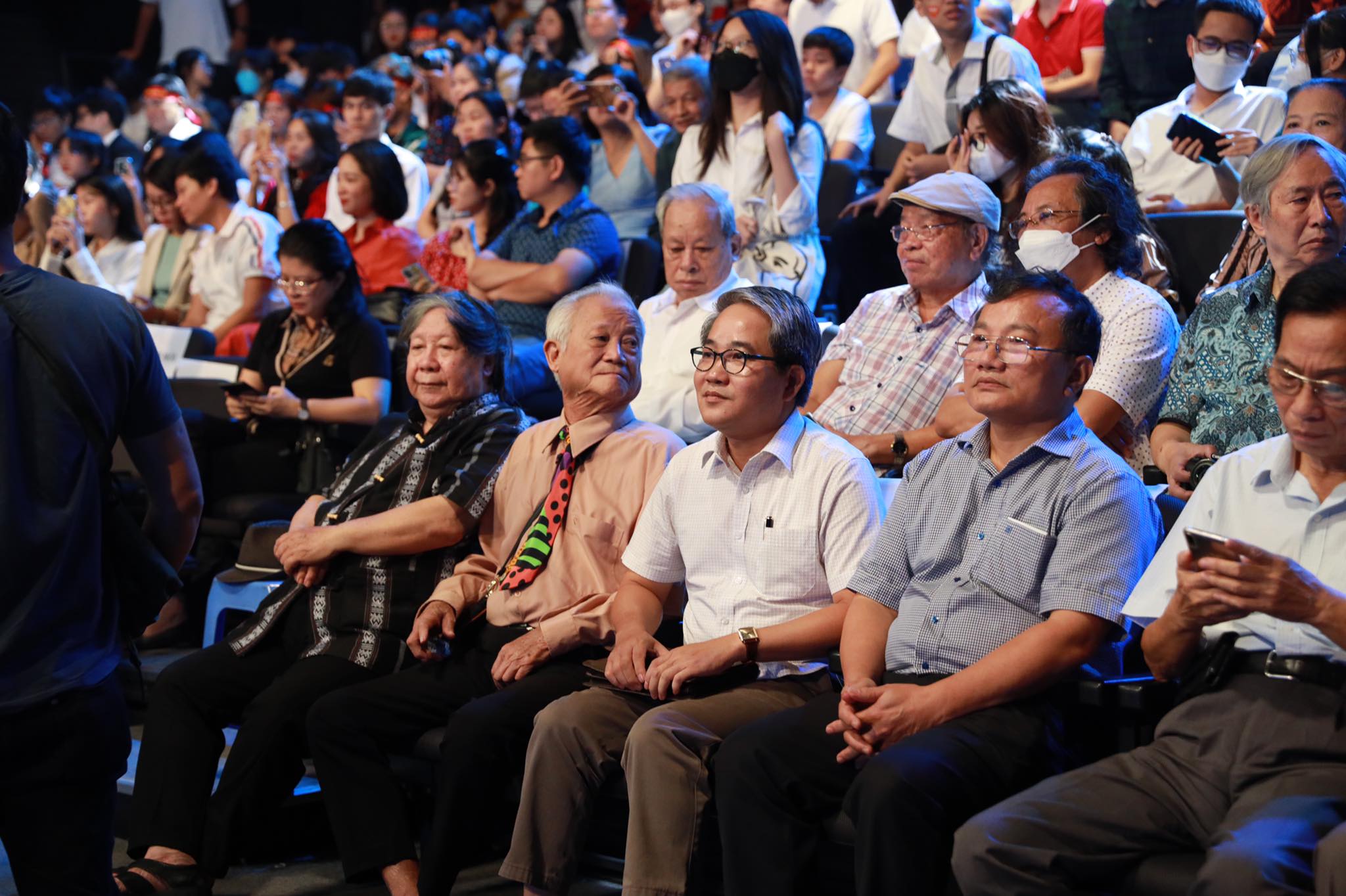 Ban cố vấn của chương trình