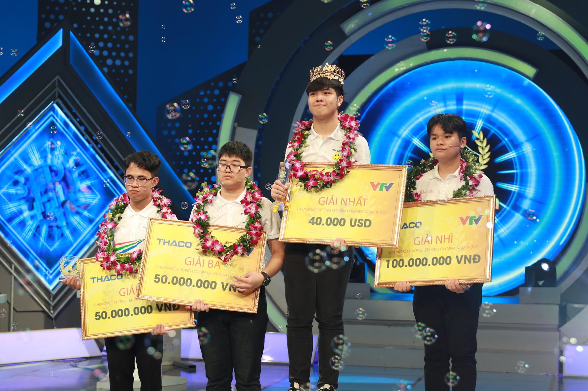 "Chàng trai quê lúa" nín thở giành nguyệt quế Đường lên đỉnh Olympia 2022 - 2