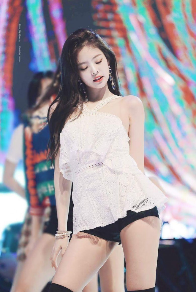 Bộ phận cơ thể của BlackPink được nhiều người mơ ước - 3