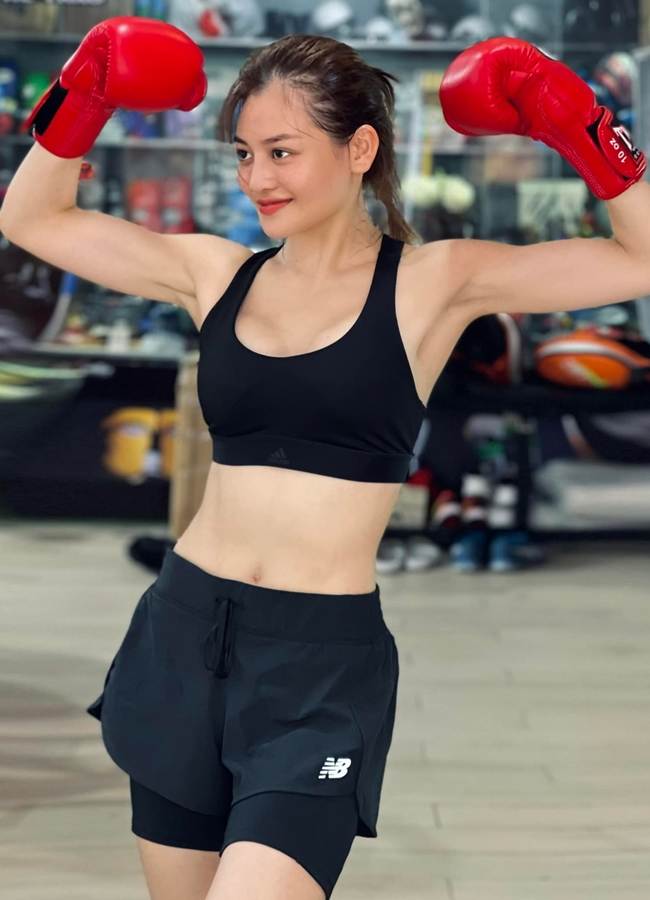 Trên trang cá nhân, Thuỳ Anh thường xuyên chia sẻ nhiều khoảnh khắc tập luyện.