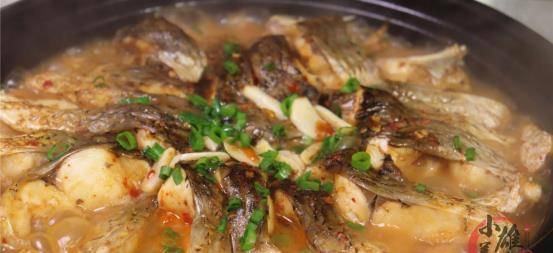 Cho cá vào nồi ướp theo cách này, ăn một lần là nhớ mãi - 1