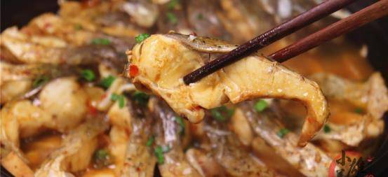 Cho cá vào nồi ướp theo cách này, ăn một lần là nhớ mãi - 2